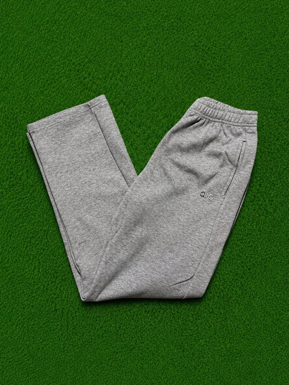 ALO Accolade QZ Pullover & Sweatpants Heather Gray Set Sizes S,M,L *UNISEX*